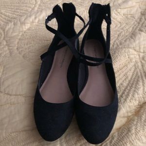 Black flat shoes. Worn once. Size 9